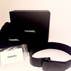 CHANEL CC Logo Kids Leather Belt